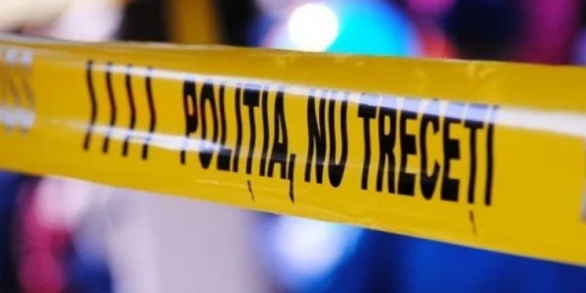 Tragedie în Pitești: un copil de 12 ani a murit după ce a căzut de la etajul 4 Un copil de 12 ani instituționalizat într-un apartament de tip familial din Pitești a decedat luni, 6 aprilie, după ce a căzut de la balconul de la etajul patru al blocului în care locuia