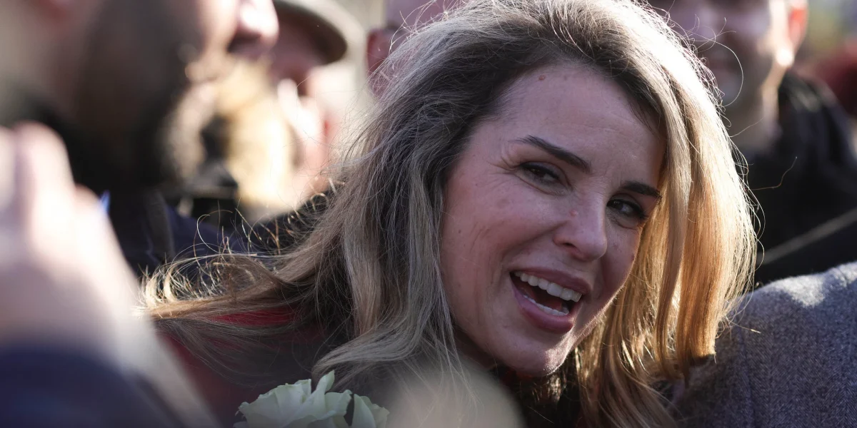 Cristela Georgescu, soția lui Călin Georgescu, a criticat public ”justiția lumească”, în urma unor mesaje transmise pe rețelele de socializare