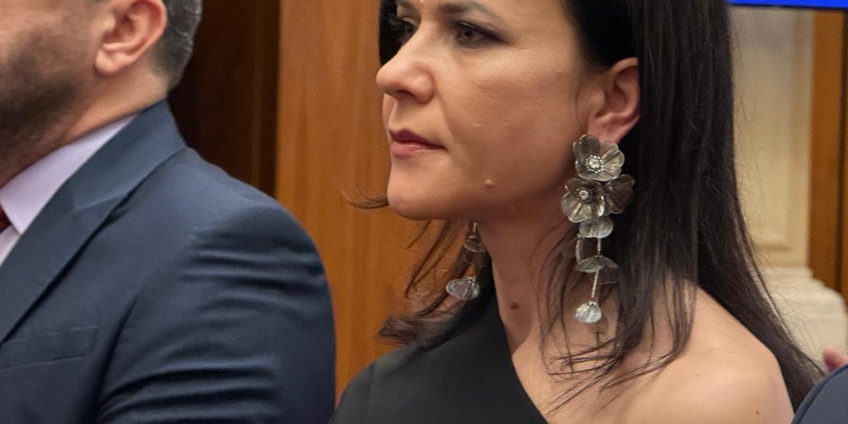 Propunerile ministrului PSD al Justiției pentru conducerea parchetelor, în ciuda avizelor negative ale CSM Ministrul PSD al Justiției, Radu Marinescu, a transmis președintelui Nicușor Dan propunerile pentru funcțiile de conducere din parchete, în pofida avizelor negative emise de Consiliul Superior al Magistraturii (CSM)