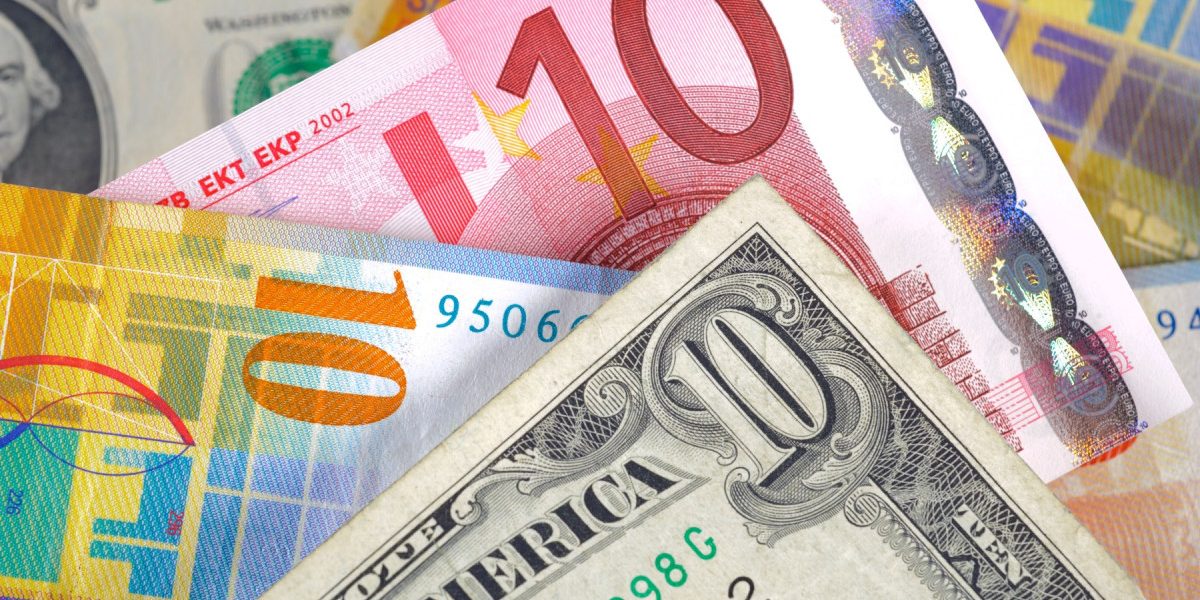 Curs BNR: Euro și francul elvețian, în cădere liberă. Aurul, mai ieftin