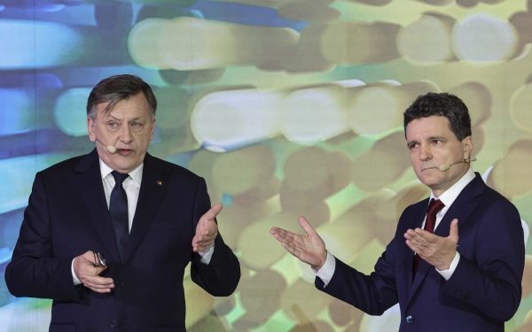 Fostul candidat la prezidențiale Crin Antonescu a comentat pe rețelele sociale numirile de procurori făcute de președintele Nicușor Dan, atrăgând atenția asupra criticilor venite din partea unor susținători ai edilului