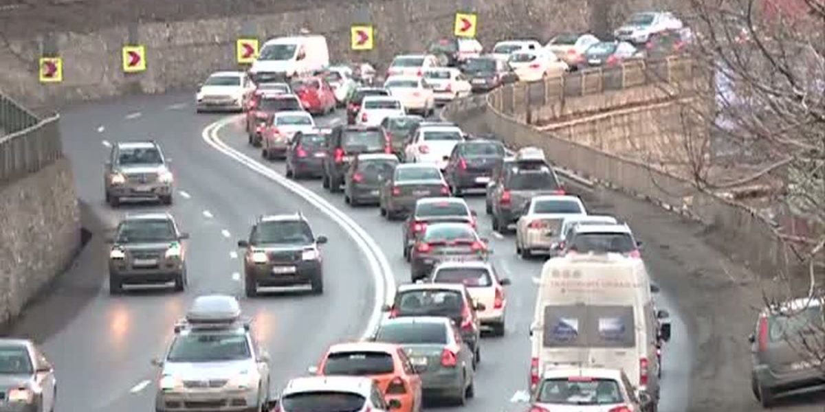 Rute ascunse: Cum scapă șoferii blocați pe DN 1 în Valea Prahovei