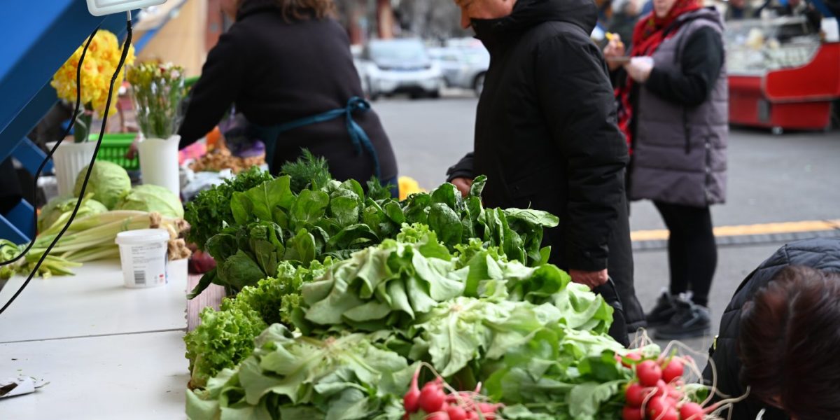 Weekendul Floriilor aduce la Sectorul 1 o explozie de culoare, tradiții și evenimente culturale pentru toate vârstele Primăria Sectorului 1 anunță deschiderea celei de-a doua ediții a pieței volante, un eveniment care promite să aducă comunitatea aproape de producătorii locali și tradițiile de primăvară