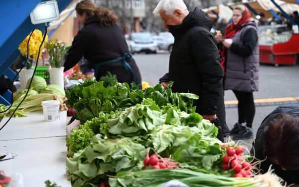 Weekendul Floriilor aduce la Sectorul 1 o explozie de culoare, tradiții și evenimente culturale pentru toate vârstele Primăria Sectorului 1 anunță deschiderea celei de-a doua ediții a pieței volante, un eveniment care promite să aducă comunitatea aproape de producătorii locali și tradițiile de primăvară