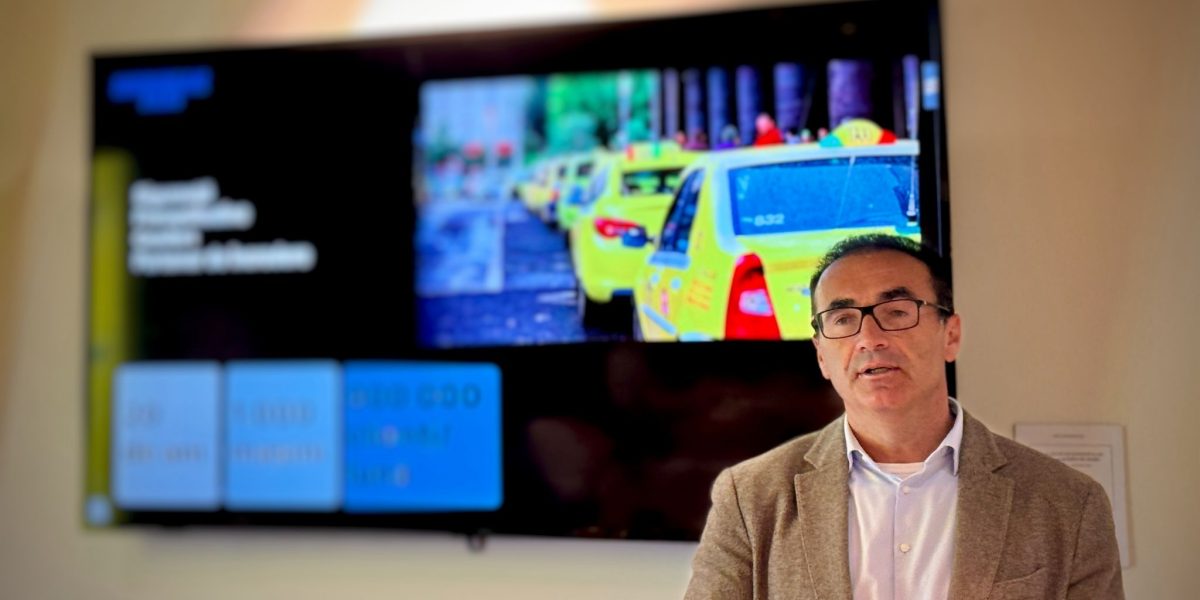 București: Patron de taxi, „bombardat” de scumpiri. Cum supraviețuiește?