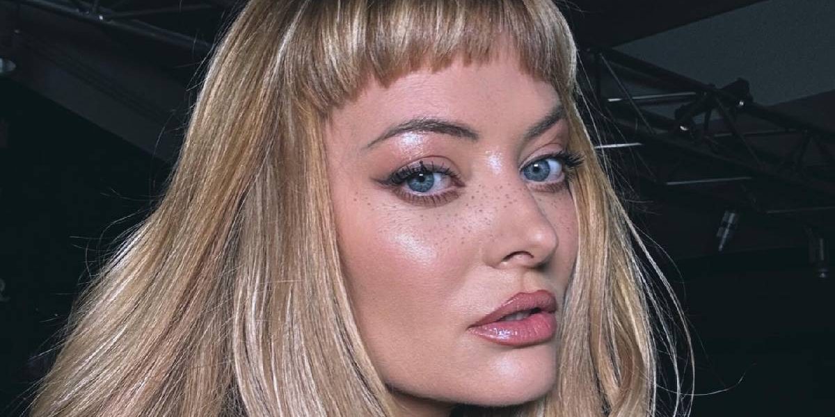 Delia, metamorfoza muzicală: Cum arăta la debut și ce spectacol oferă acum!