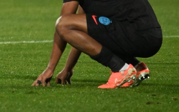 E pedepsit Ngezana? Rădoi, acuzat că a ignorat fotbalistul de la FCSB