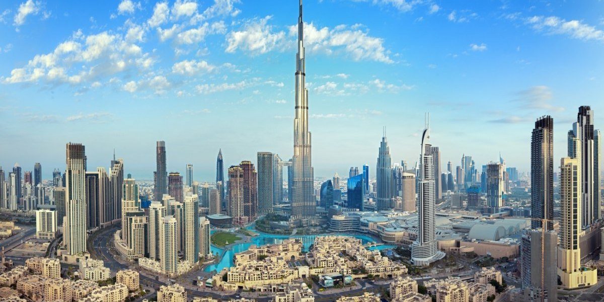 Emiratele Arabe Unite devin al zecelea mare exportator mondial în 2025