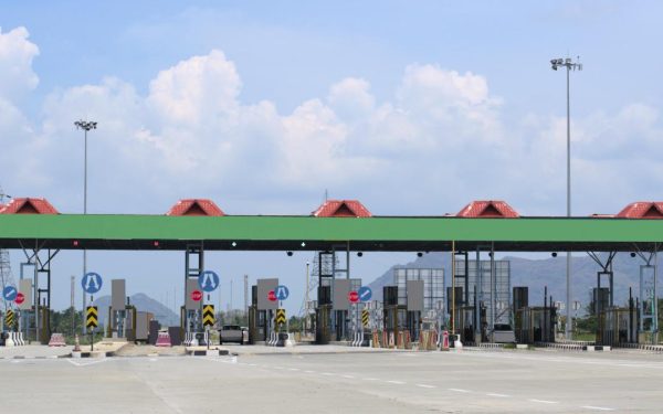 Escroci-record în INDIA: Au furat 700.000 de euro de la șoferi cu o taxare falsă!