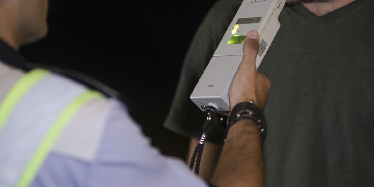 șoferi băuți la volan prinsi și zeci de amenzi în București