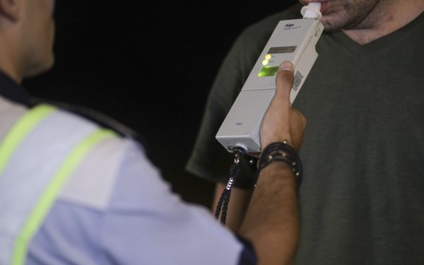 șoferi băuți la volan prinsi și zeci de amenzi în București