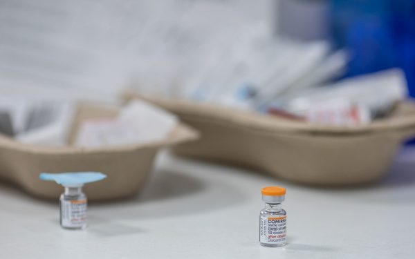 Dezinformarea anti-vaccinare: Medicul avertizează, siguranța națională în pericol