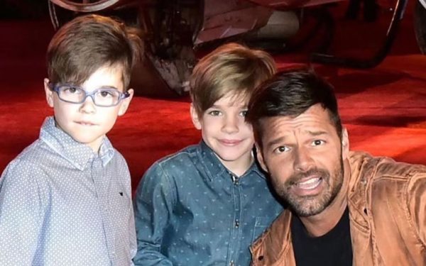 Fiul lui Ricky Martin, Valentino și Matteo, pe scena din Argentina