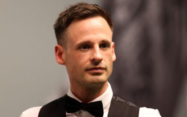 Gilbert, inspirat de White, cere ajutor pentru sănătatea mintală