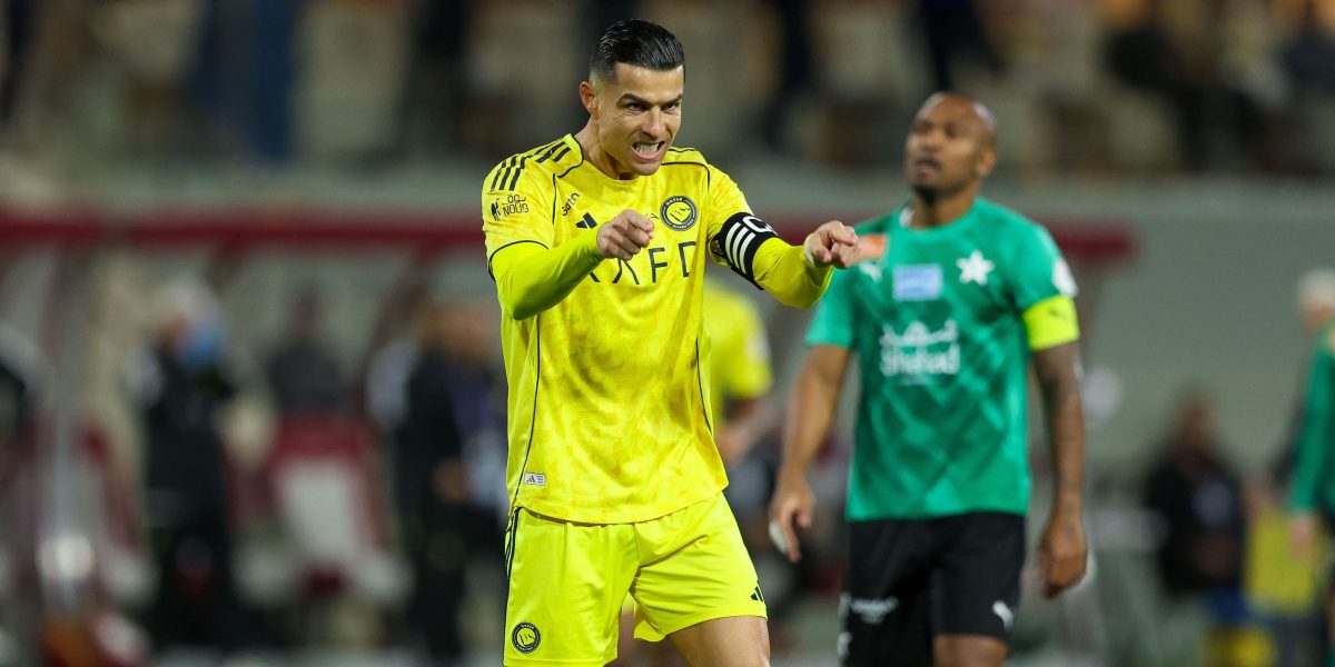 Cristiano Ronaldo va bifa vineri, la Al-Awal Park Stadium, cea de-a 100-a apariție pentru Al-Nassr în campionatul Arabiei Saudite, un eveniment care marchează o etapă semnificativă în cariera sa