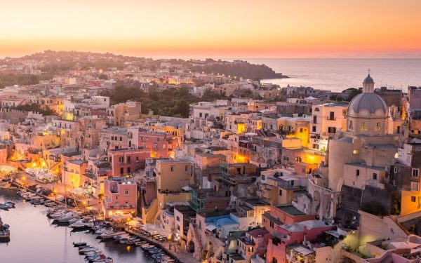 Alternative uimitoare la Coasta Amalfi: unde poți merge în Italia, mai ieftin