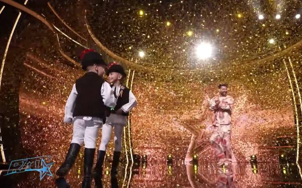 Doi frați din Alba au primit Golden Buzz la „Românii au talent”, în cadrul ediției recente, după o interpretare deosebit de emoționantă pe o melodie populară
