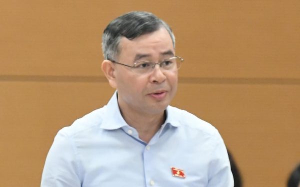 Guvernul vrea să stabilească un prag pentru veniturile scutite de impozit