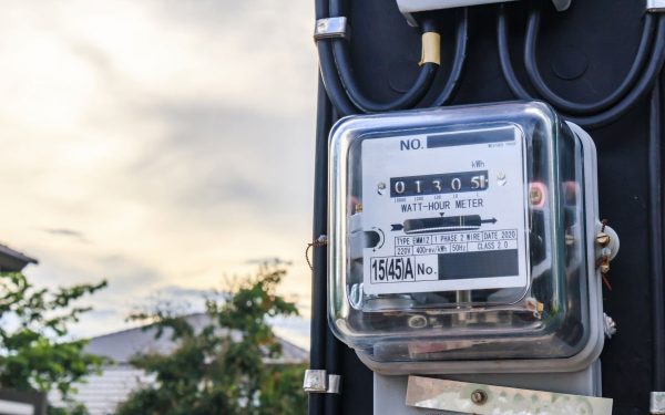 Compania HIDROELECTRICA, principalul producător de energie regenerabilă din România, a lansat o nouă ofertă pentru mediul de afaceri, valabilă până la sfârșitul lunii aprilie