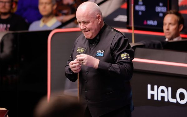 Higgins, victorie categorică în prima rundă: Șirul succeselor continuă