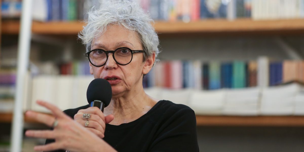 Oana Pellea, revoltată de afișul cu Nea Marin: „Luați-vă gândul, ce țară e asta?”