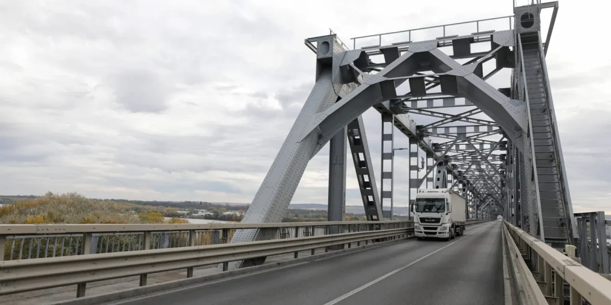 Atenție, bucureșteni: Controale vamale dure la Ruse, la ieșirea din România