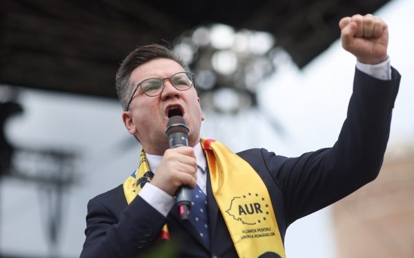 Theodor Paleologu îl acuză pe Mihai Neamțu de imbecilism privind furtul coifului de la Coțofenești și aderarea la Schengen