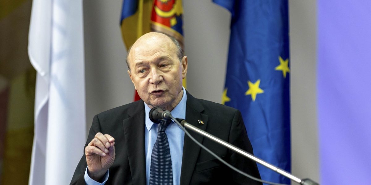 Fostul președinte Traian Băsescu a afirmat, într-o intervenție la Digi24, că țările europene trebuie să trateze cu seriozitate amenințarea lansată de Donald Trump privind retragerea Statelor Unite din NATO