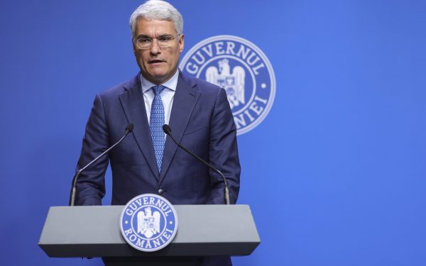 O treime din jaloanele din PNRR sunt în pericol: România riscă penalități de sute de milioane de euro Aproximativ o treime din investițiile și reformele prevăzute în Planul Național de Redresare și Reziliență (PNRR) se află în prezent într-o zonă de risc ridicat, conform declarațiilor ministrului Investițiilor și Proiectelor Europene, Dragoș Pîslaru