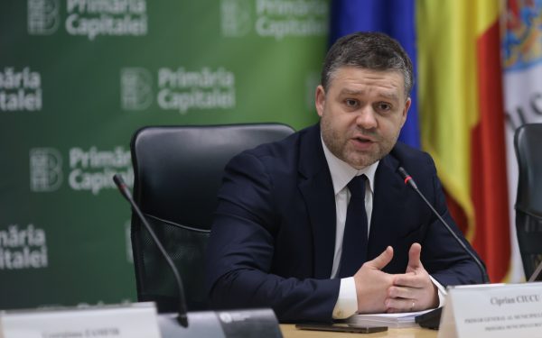 Primarul general Ciprian Ciucu a convocat joi o ședință de Consiliu General în cadrul căreia s-au pus pe masă numeroase proiecte menite să aducă schimbări majore în administrația Capitalei