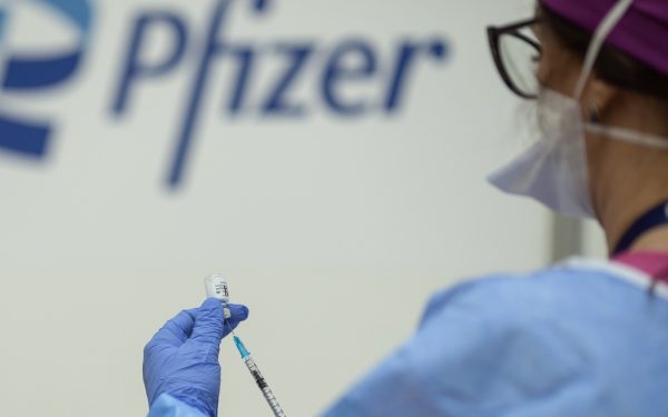 Ministrul Sănătății, negocieri cu Pfizer: România vrea medicamente inovatoare pentru oncologie