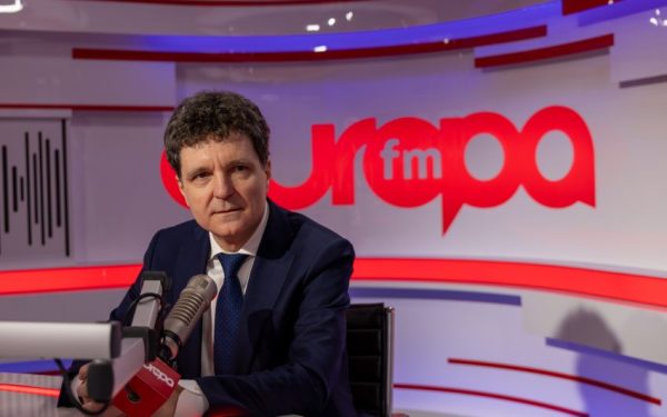 Război mediatic: Europa FM vs Realitatea Plus, după Nicușor Dan: „E ilegal”
