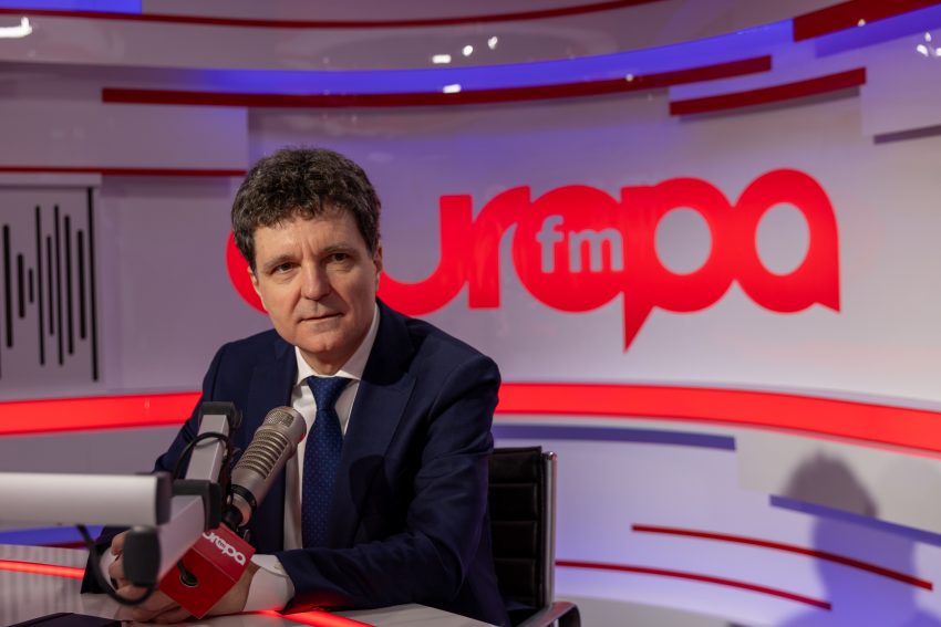 Război mediatic: Europa FM vs Realitatea Plus, după Nicușor Dan: „E ilegal”