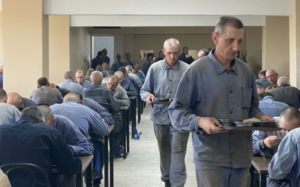 Schimb istoric: Rusia și Ucraina fac schimb de 175 de prizonieri