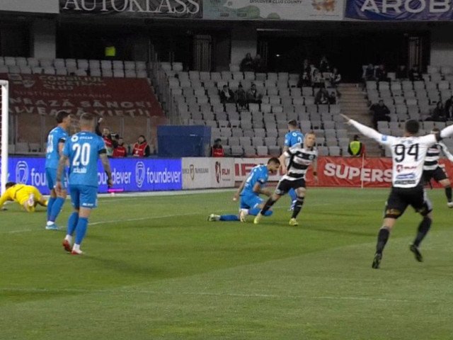 U Cluj, LIVE: Meciul se joacă ACUM, urmărește totul cu noi!