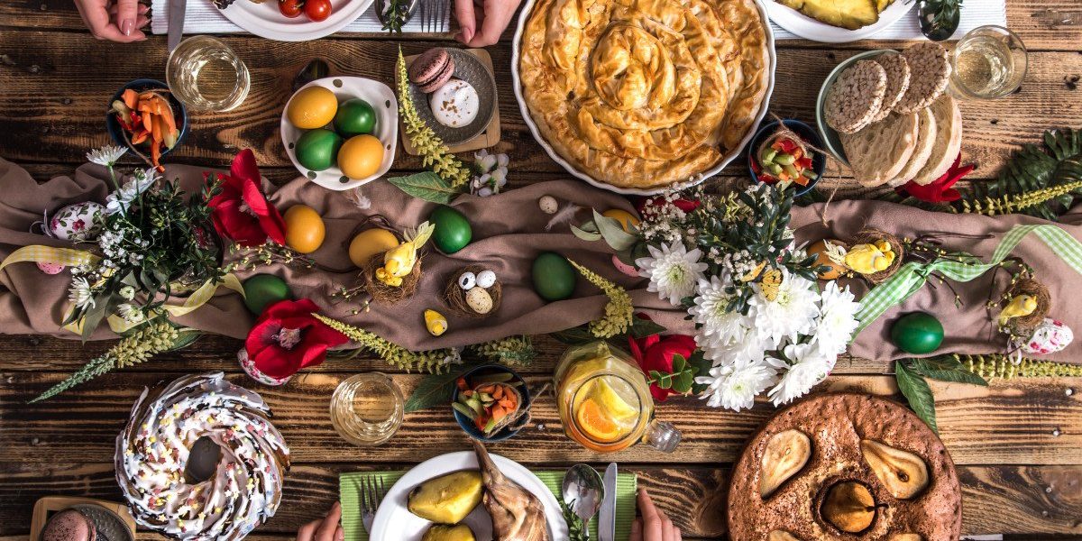 După Sărbătorile Pascale, mulți români se confruntă cu disconfort digestiv cauzat de excesele alimentare, venite după o perioadă de restricții