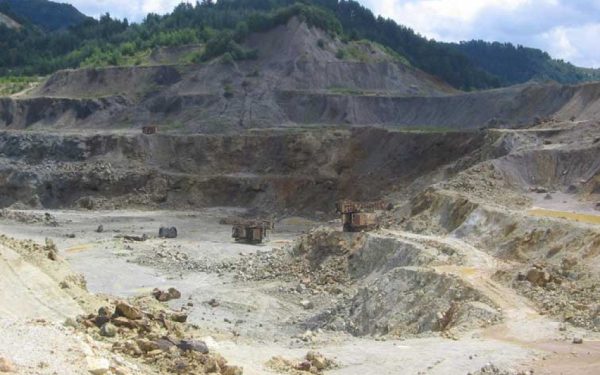 Organizații neguvernamentale avertizează asupra impactului proiectului de lege L143/2026 Un grup de iau între 20 și 25 de organizații neguvernamentale din România a transmis marți o scrisoare oficială către conducerea Uniunii Europene, semnalând riscurile pe care le implică proiectul de lege L143/2026