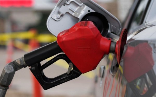 Un fenomen neobișnuit s-a produs în ultimele zile în rețeaua de benzinării din România: motorina premium, de regulă mai scumpă, se vinde mai ieftin decât cea standard, fiind un contrast evident față de trendul general de creștere a prețurilor carburanților