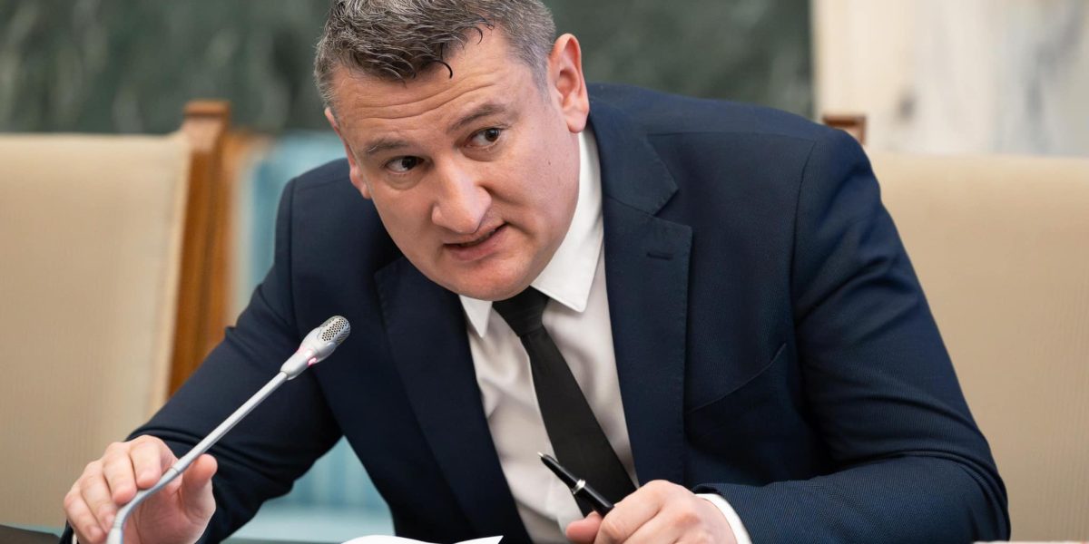 Avertizorul care a denunțat licitația cu probleme la Oficiul de Cadastru Sibiu, băgat în comisia de disciplină, afirmă că ceva tot a făcut