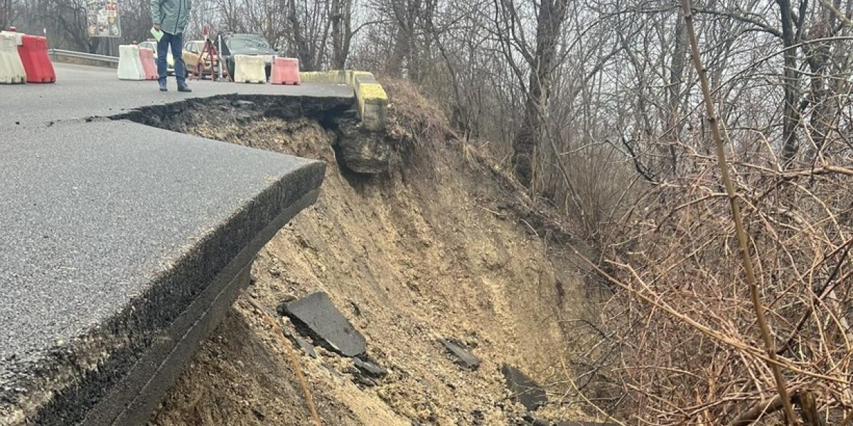 Blocaj rutier de 3 luni între Câmpina și DN1: Lucrări fantomă, ocoluri pentru localnici