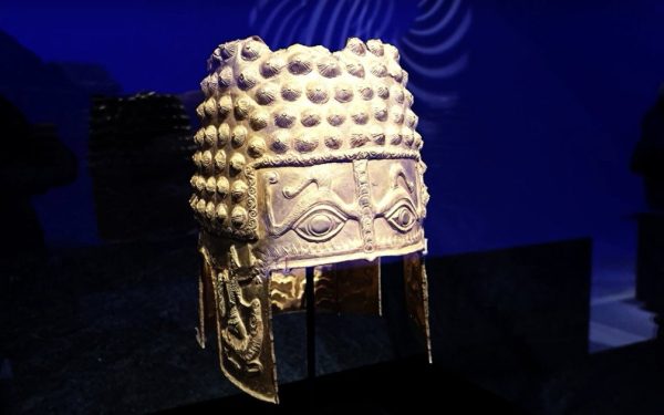 România va returna suma de aproape 6 milioane de euro primită ca despăgubire pentru furtul coifului de la Coțofenești și a brățărilor dacice, după ce autoritățile olandeze au anunțat recuperarea tezaurului furat în luna aprilie