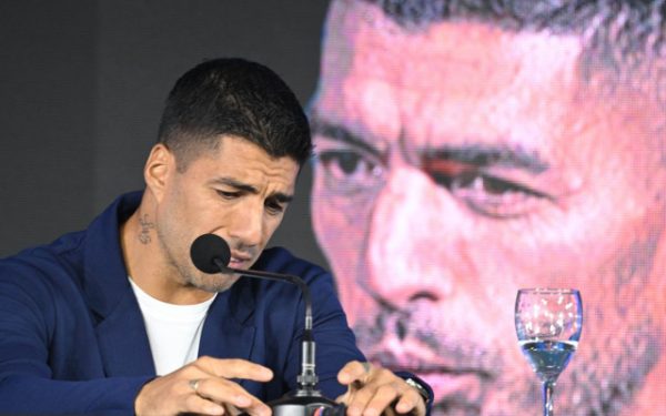 Șoc pe piața fotbalului: Luis Suarez revine