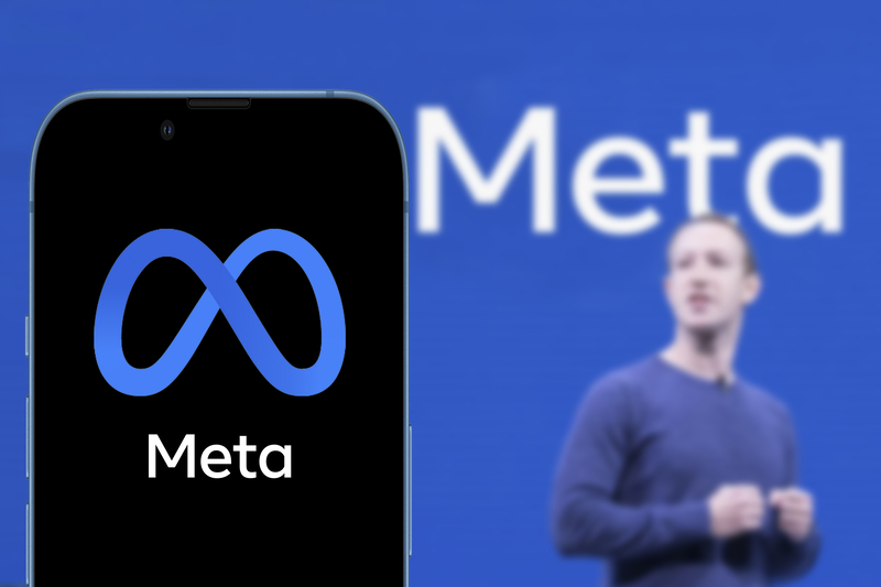 Meta (Facebook, Instagram, WhatsApp) dă afară 8.000 de angajați în 2026: Crima în IT!