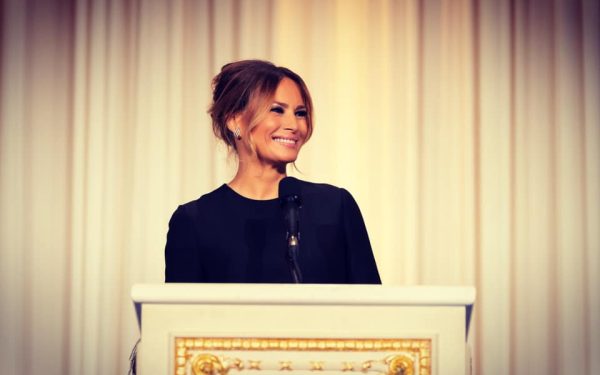 VIDEO: Jimmy Kimmel, acuzat că a mințit despre Melania Trump și Epstein