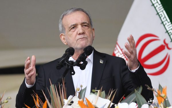 Mesaj de la președintele IRANIAN către PAPA, după „insulta” lui Donald Trump