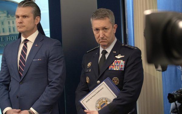 Mister la Pentagon: Ce a refuzat Generalul Caine să-i spună lui Trump?