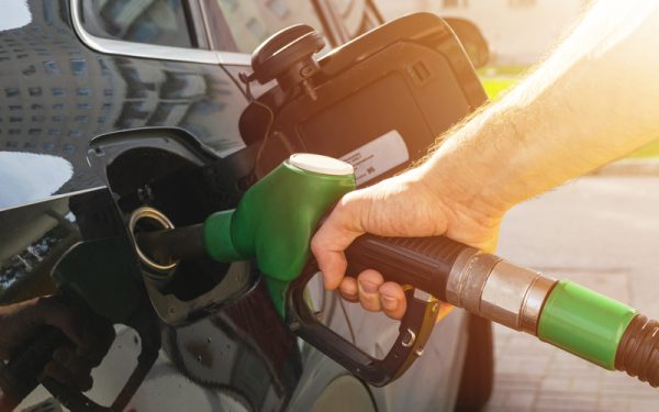 Motorina, prăbușire de preț! Ce se întâmplă la benzinării, SURPRIZĂ în România
