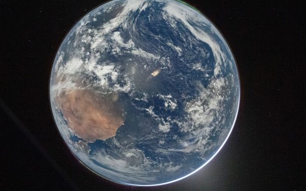 Astronauţii misiunii Artemis 2 au transmis primele mesaje video din spațiu, oferind publicului o perspectivă asupra călătoriei spre Lună, la două zile de la lansare, transmite publicația Live Science