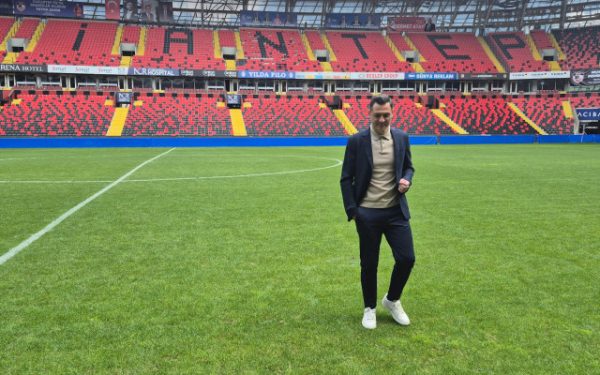 Rădoi, la stadionul lui Gaziantep: Ce se întâmplă cu fostul selecționer