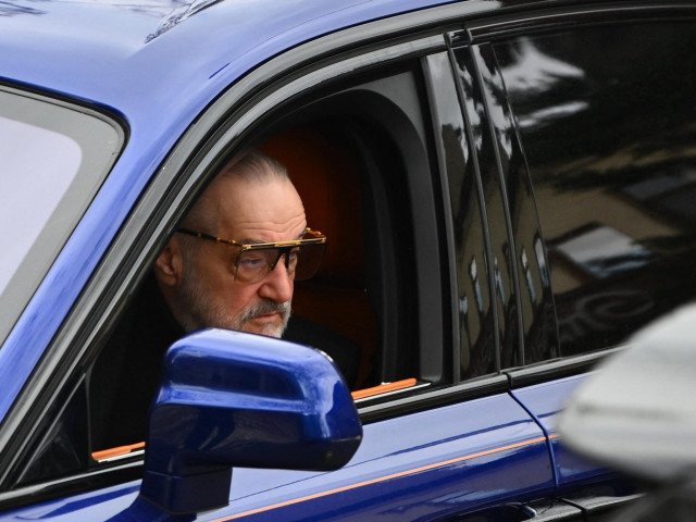 Becali, prins cu viteză în Pipera, de Paște: „La revedere, permis!”